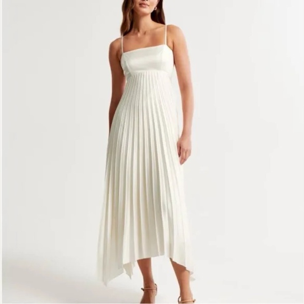 Abercrombie Elegant White Pleated Dress